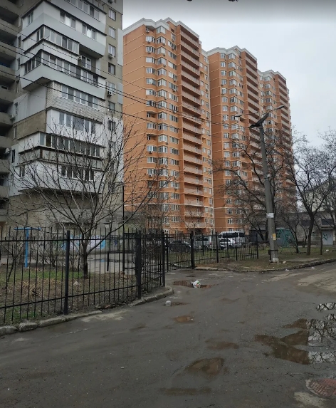 продажа однокомнатной квартиры номер A-174029 в Суворовском районе, фото номер 2
